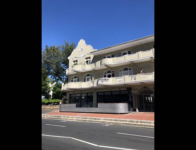 200M² RETAIL TO LET IN SEA POINT